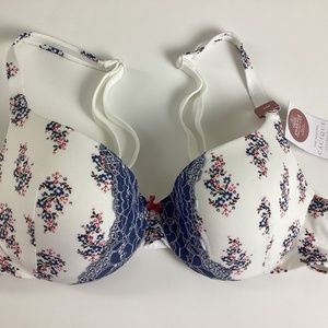 Cacique True Embrace Lightly Lined T-Shirt Bra Size 34B Adjustable Straps NWT